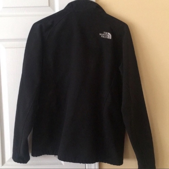 The north face jacket - Picture 2 of 4